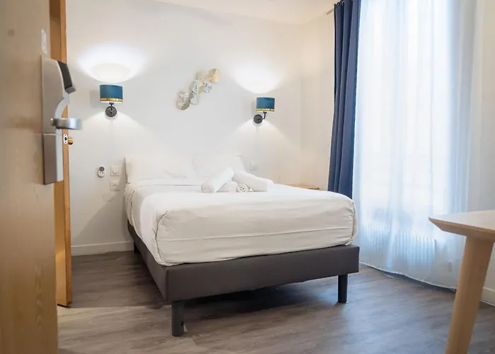 Hotel Du Maine Parigi